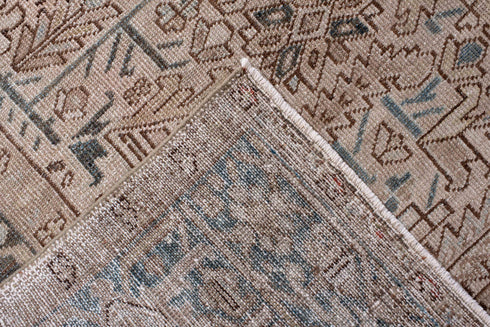 Antique Heriz Area Rug (6' x 9')